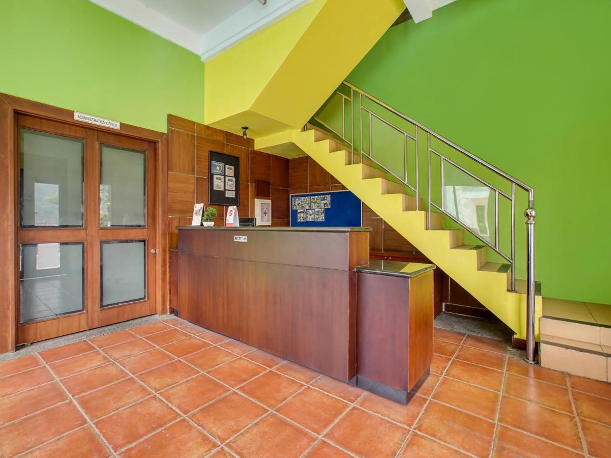 Oyo 3896 Villa Pesona Wisata Puncak Cianjur Exteriör bild